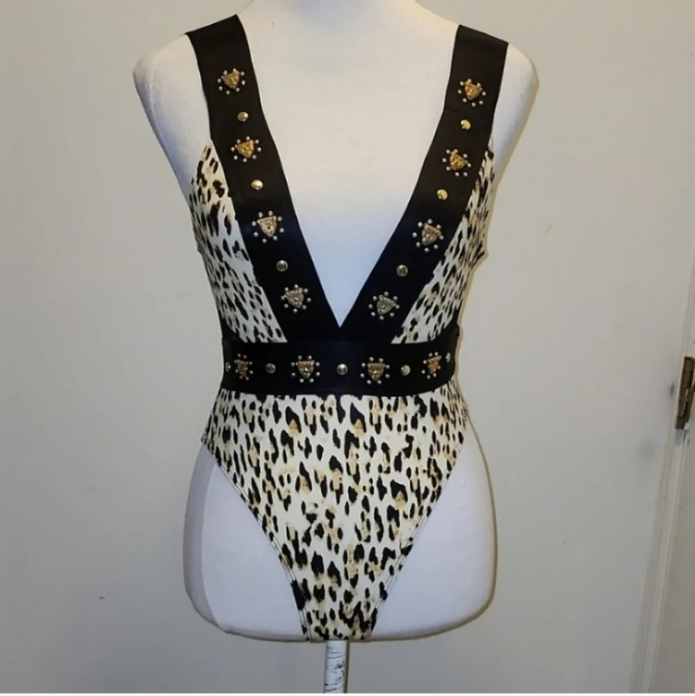 River island resort Swimsuit One Piece Animal Print Studs Euro 6 US 2 Sexy